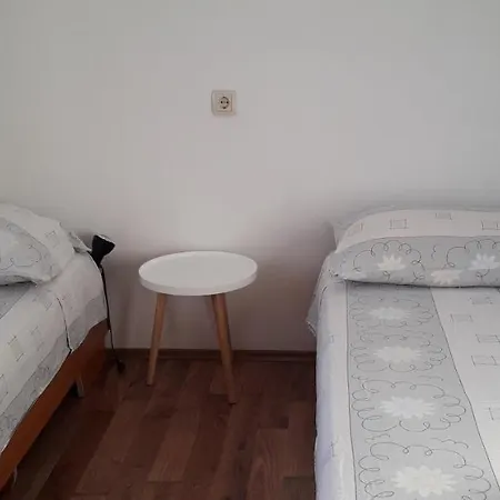 Apartment Natalija & Ante Grebaštica