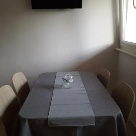 Natalija & Ante Apartment Grebaštica