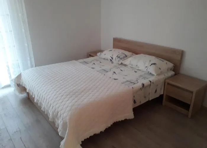 Apartamento Natalija & Ante *